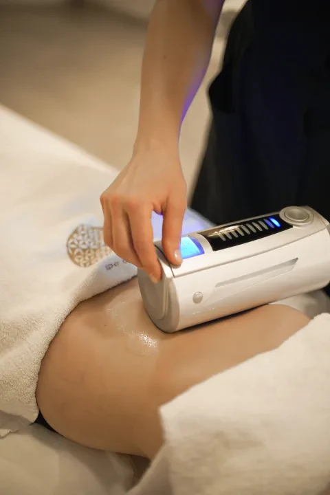 Обличчя + тіло локально
